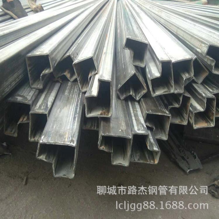 P型钢管 厂家大量生产P型管规格全材质多 P型管 家具用管