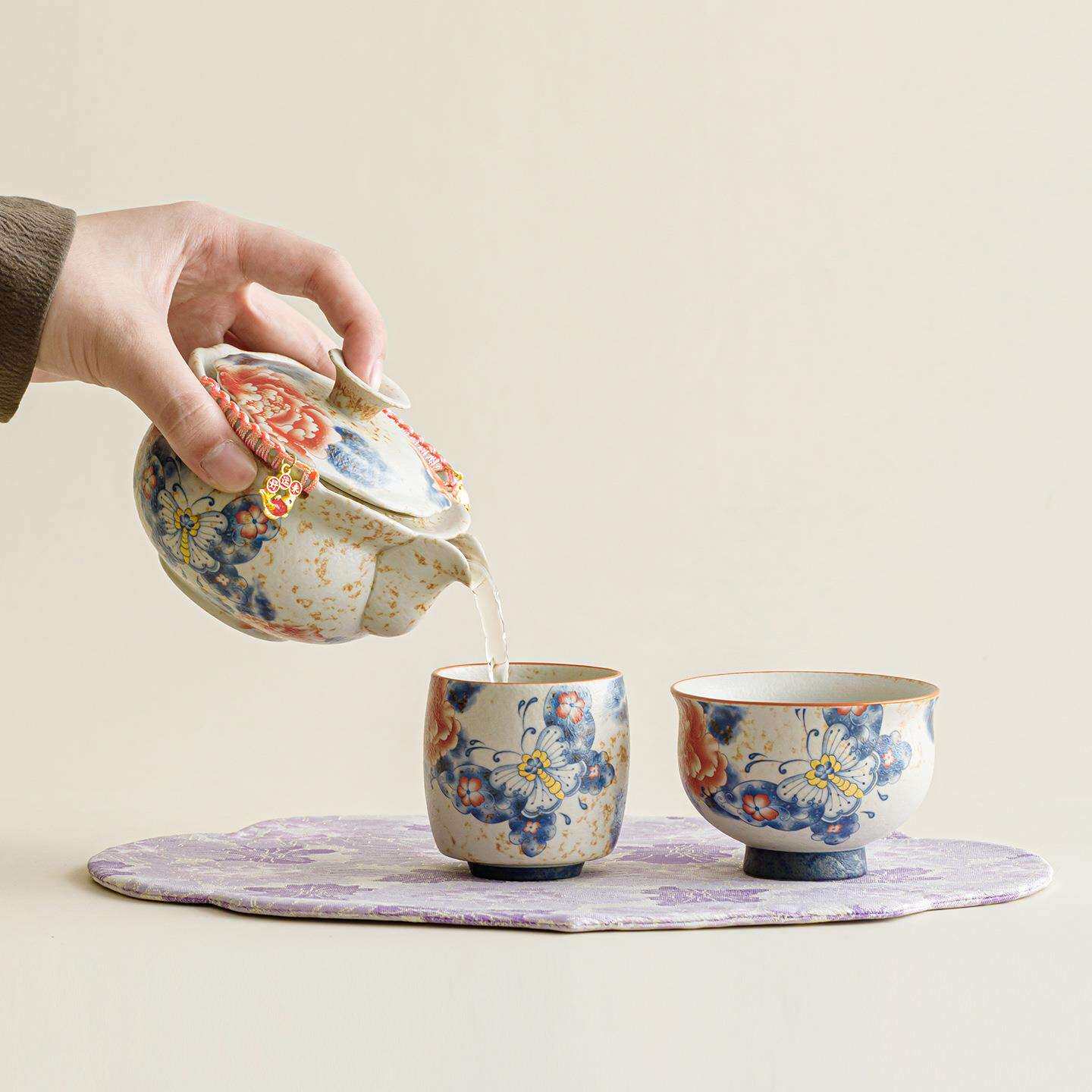 焦糖釉蝶恋牡丹宝瓶壶一壶二杯旅行茶具带锦绣干泡席家用简易泡茶