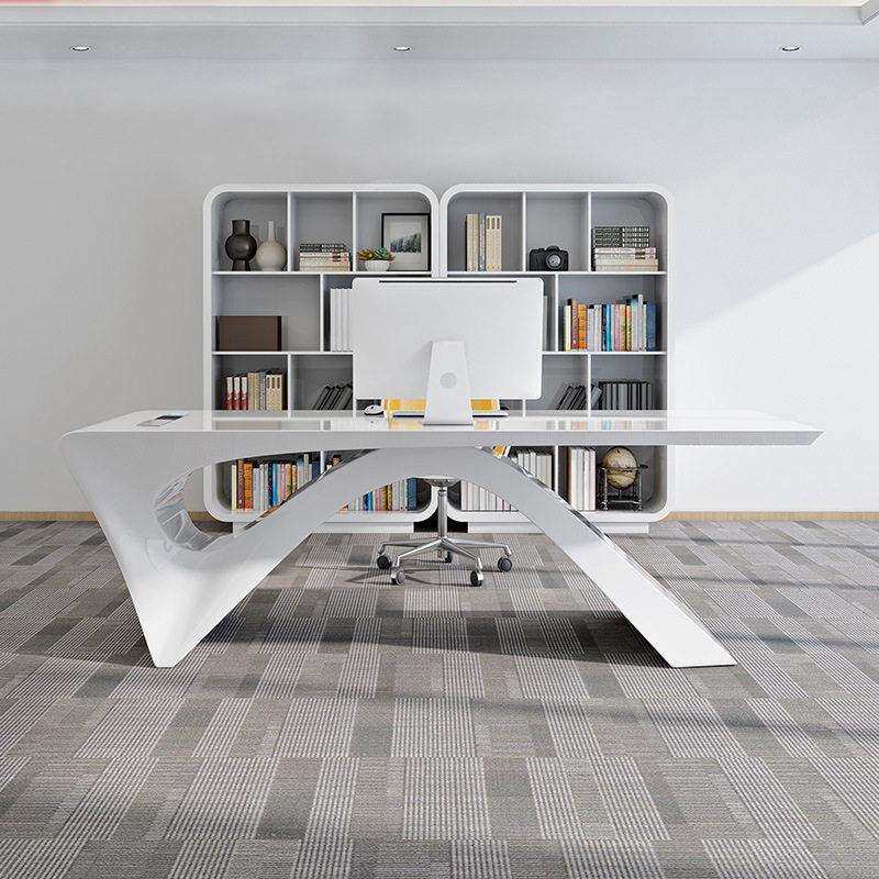 新款白色烤漆老板桌总裁桌简约现主管经理桌创意时尚人公桌