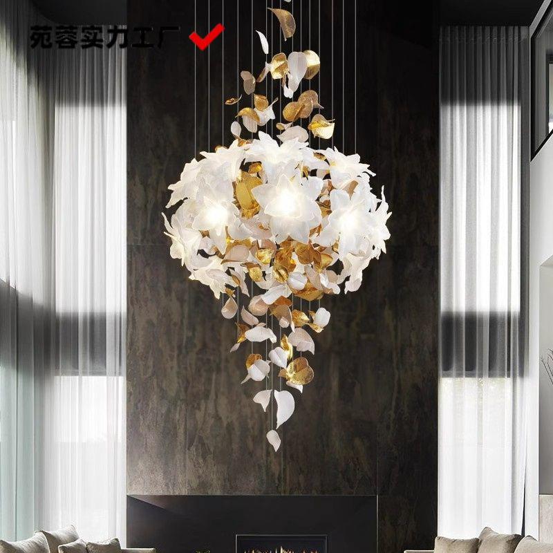 复式楼别墅客厅大吊灯中空雪花飞舞设计轻奢loft酒店水晶楼梯吊灯