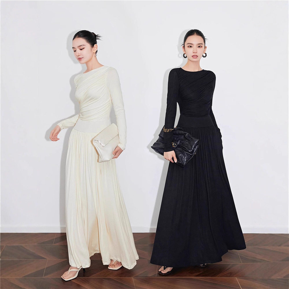 法式春秋季设计感连衣裙2026新款女装针织长袖气质圆领高级感裙子