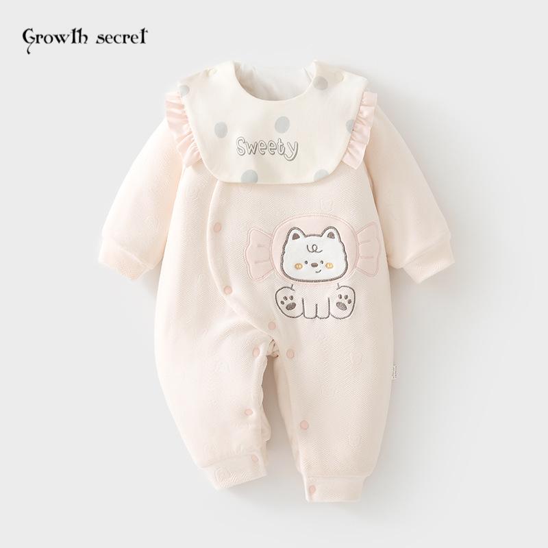 婴儿连体衣120克加棉宝宝夹棉秋冬外出服哈衣加厚棉衣爬服围嘴