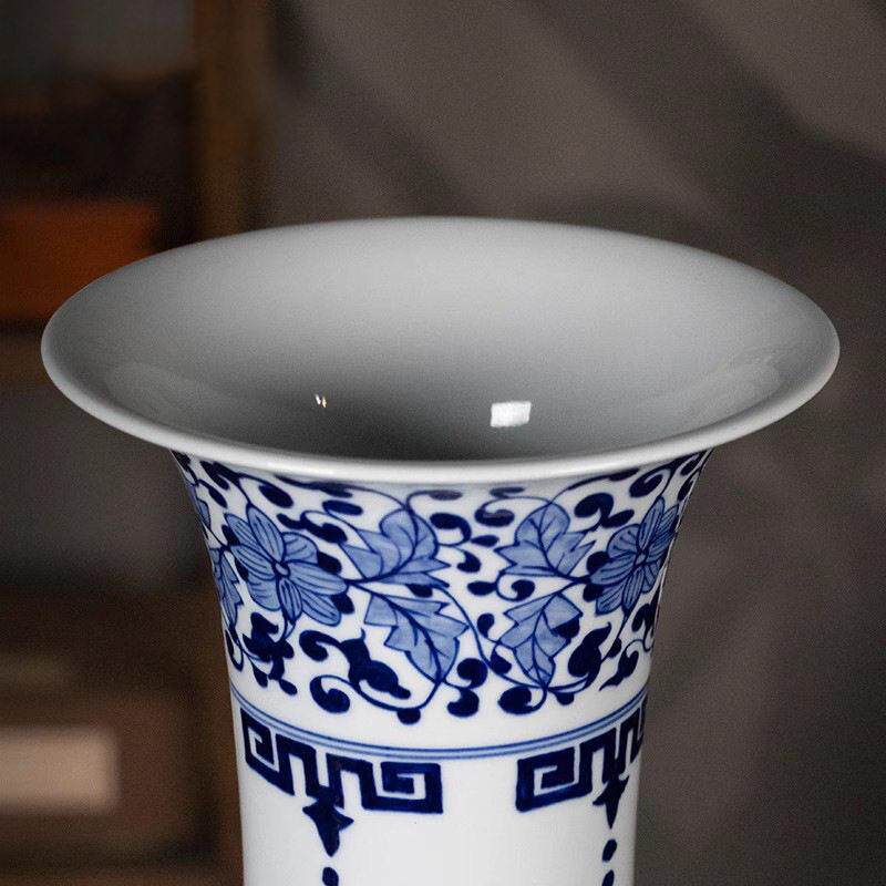 手绘青花瓷花景德镇中国风山水画陶瓷小花中式插花器新家摆件