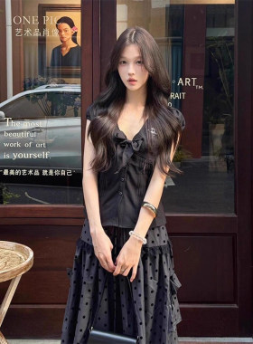 甜美减龄风黑色单排扣短袖衬衫上衣女夏季宽松显瘦半身裙两件式套