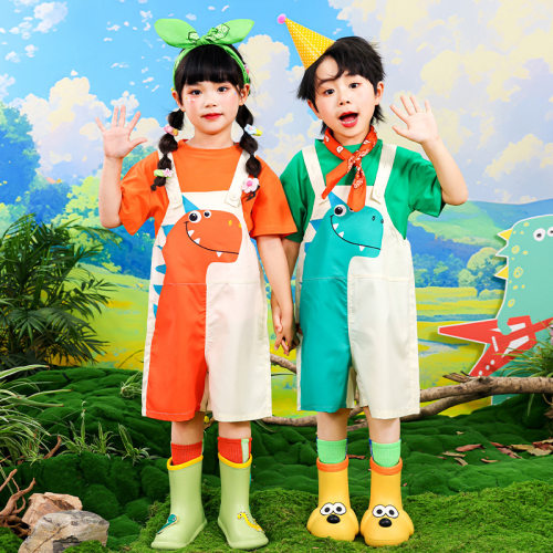2026新款六一儿童啦啦队恐龙背带裤演出服小学生运动会服装幼儿园