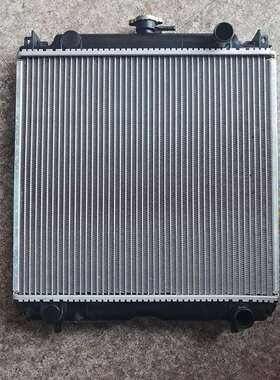 129044-44500适用洋马3TNV88发动机水箱散热器工厂直供