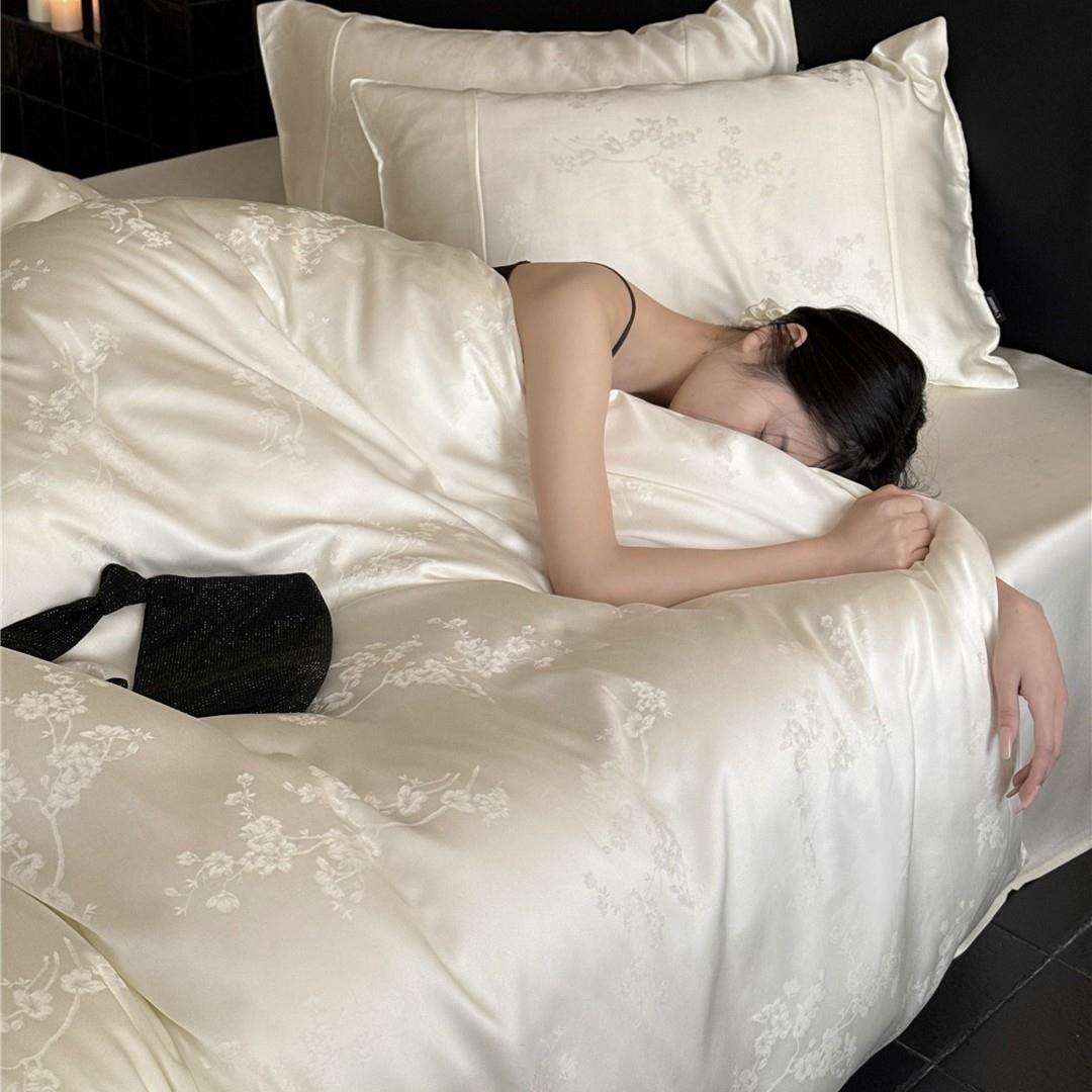 现代轻奢风提花丝滑凉感裸感床品高端兰精莱赛尔纤维天丝四件套