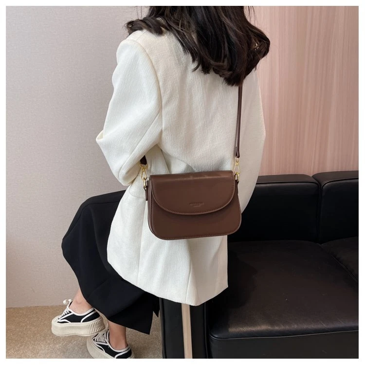 2026新款真皮小方包女式单肩斜挎女包高级感牛皮百搭洋气简约通勤