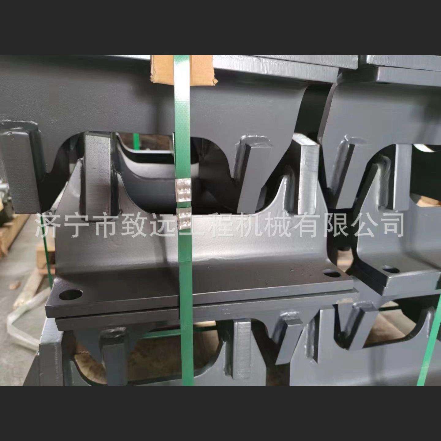 夏工806配件 四轮一带 夏工挖掘机链条链轨支重轮涨紧油缸驱动齿