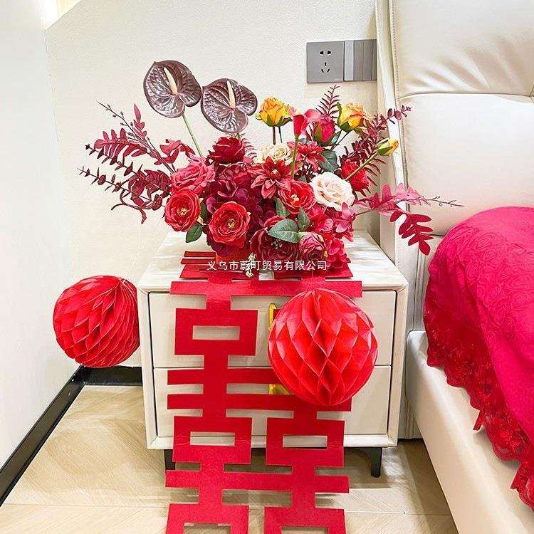 婚礼红色仿真花成品发货布置客厅茶几摆件结婚新房男方床头假花艺