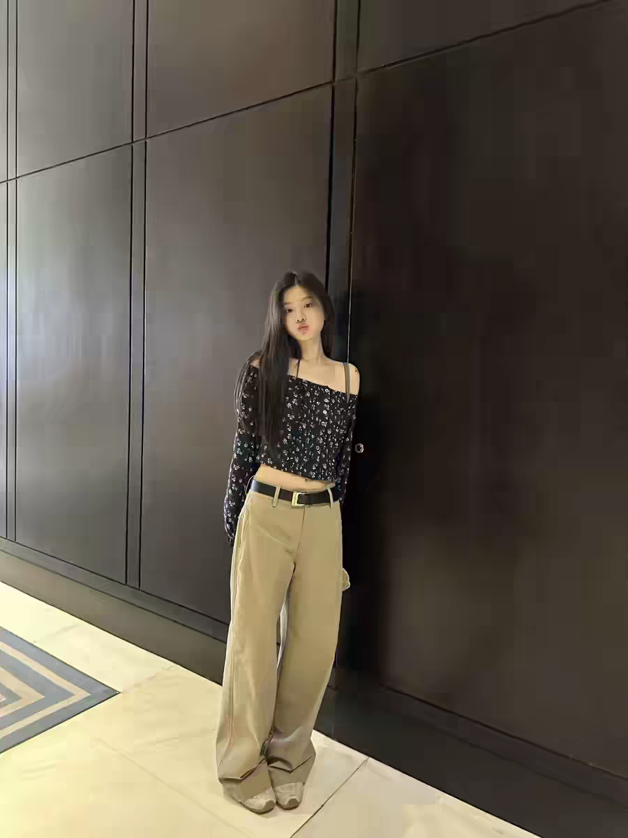 范吸吸/有型且雅痞/女装春季2026新款长裤子咖色直筒宽松休闲裤