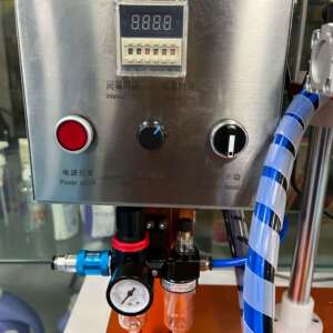远杨高速塑料瓶玻璃瓶半自动锁盖机台式小型商用旋盖机生产线