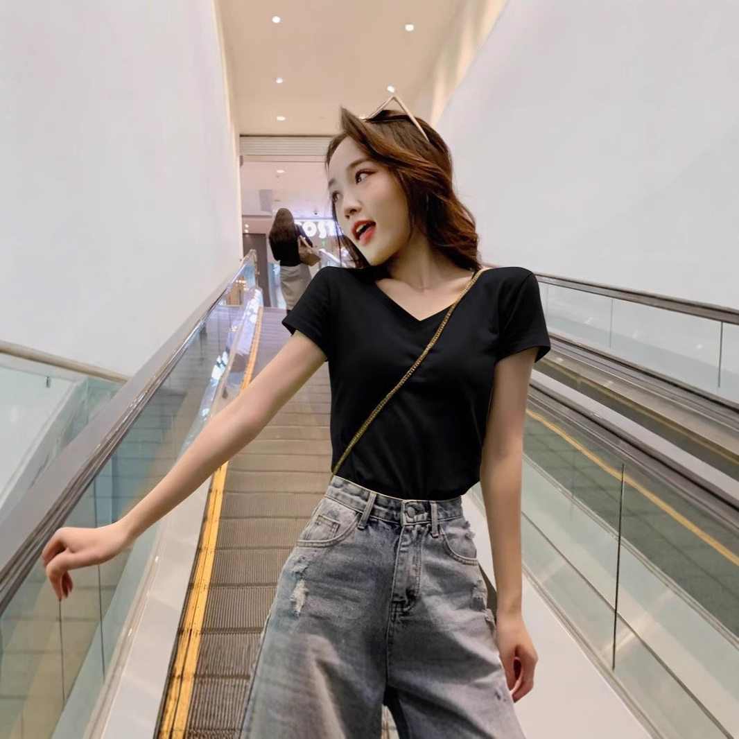 修身短袖夏季圆领打底上衣白色T恤休闲百搭纯色V领女紧身潮学生