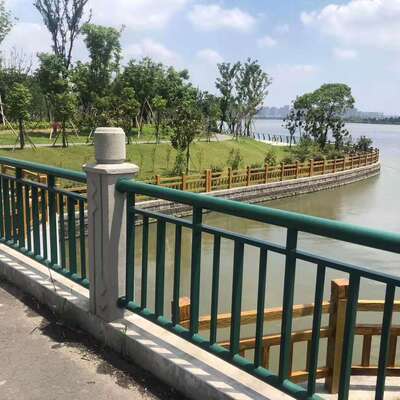 石英砂望柱仿石头花岗岩精铸石栏杆晶铸石桥梁防撞河道铸造石护栏