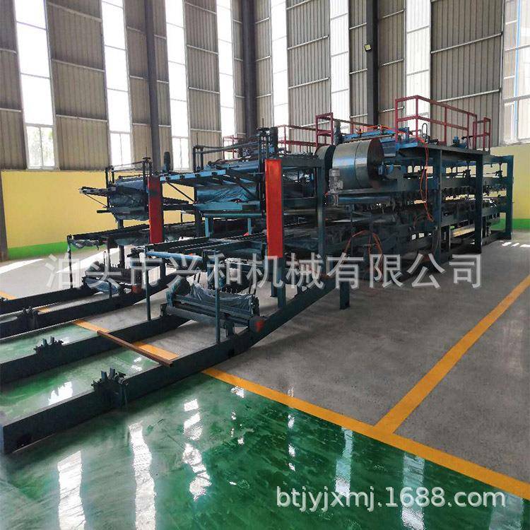 兴和机械950-980两用复合板机主机10米泡沫岩棉夹芯复合板设备