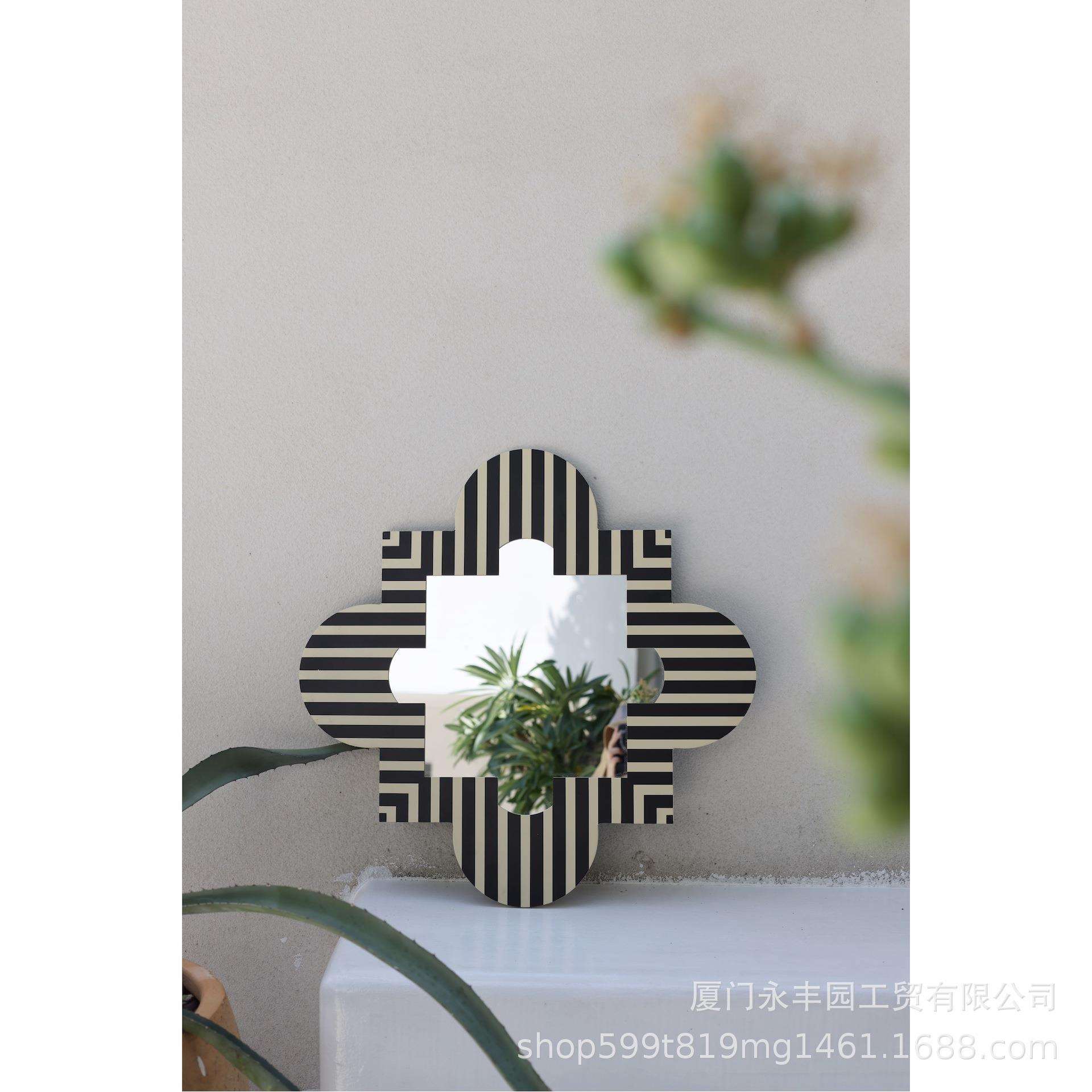 嘻物所复古装饰镜铁艺条纹现代挂镜设计中古风格简约艺术客厅摆件