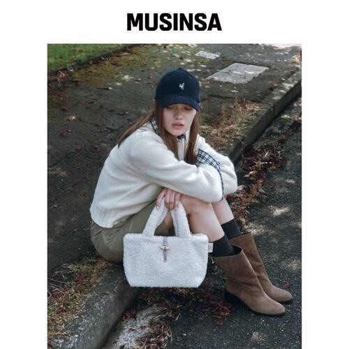 DEPOUND 贵宾犬包手提包 [象牙色] MUSINSA韩国官网直邮进口
