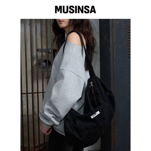 HELENE PARIS 水洗牛仔斜挎包 [VLACK] MUSINSA韩国官网直邮进口