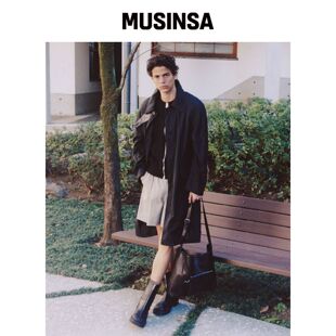 MOONSUN UNISEX 宽松透明尼龙外套 / 黑色韩国官网直邮进口