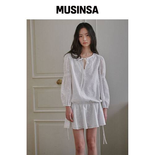 OUEL EMBRO DRAPE TIE MINI DRESS_WHITE韩国官网直邮进口MUSINSA