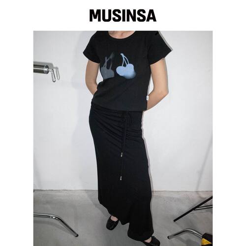 CHICKS 樱桃花朵修身版黑色短袖T恤 MUSINSA韩国直邮官方正品