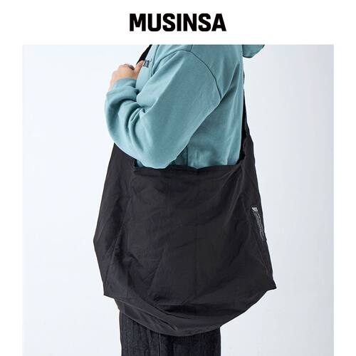 APOSTROPHE COMMA RHOS斜挎包 MUSINSA韩国直邮官方正品