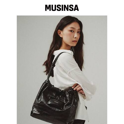 DEMAKER Miel 鳄鱼纹肩背包-黑色 MUSINSA韩国官网直邮进口