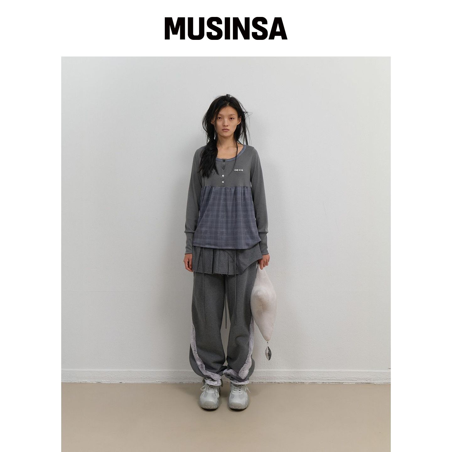 OJOS 侧毛边运动裤 / 炭灰色 MUSINSA韩国官网直邮进口