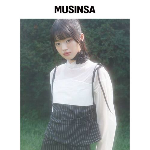 ZIZEMUSEUM ZIPPER SLIM TOP (BLACK)韩国官网直邮进口