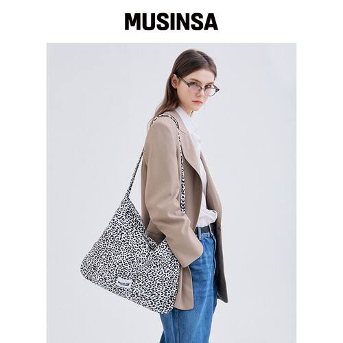MACNI LEOPARD ECO CROSS BAG_BLACK韩国官网直邮进口MUSINSA