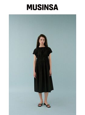 MUARMUS 波浪褶皱棉质连衣裙 - 黑色韩国官网直邮进口