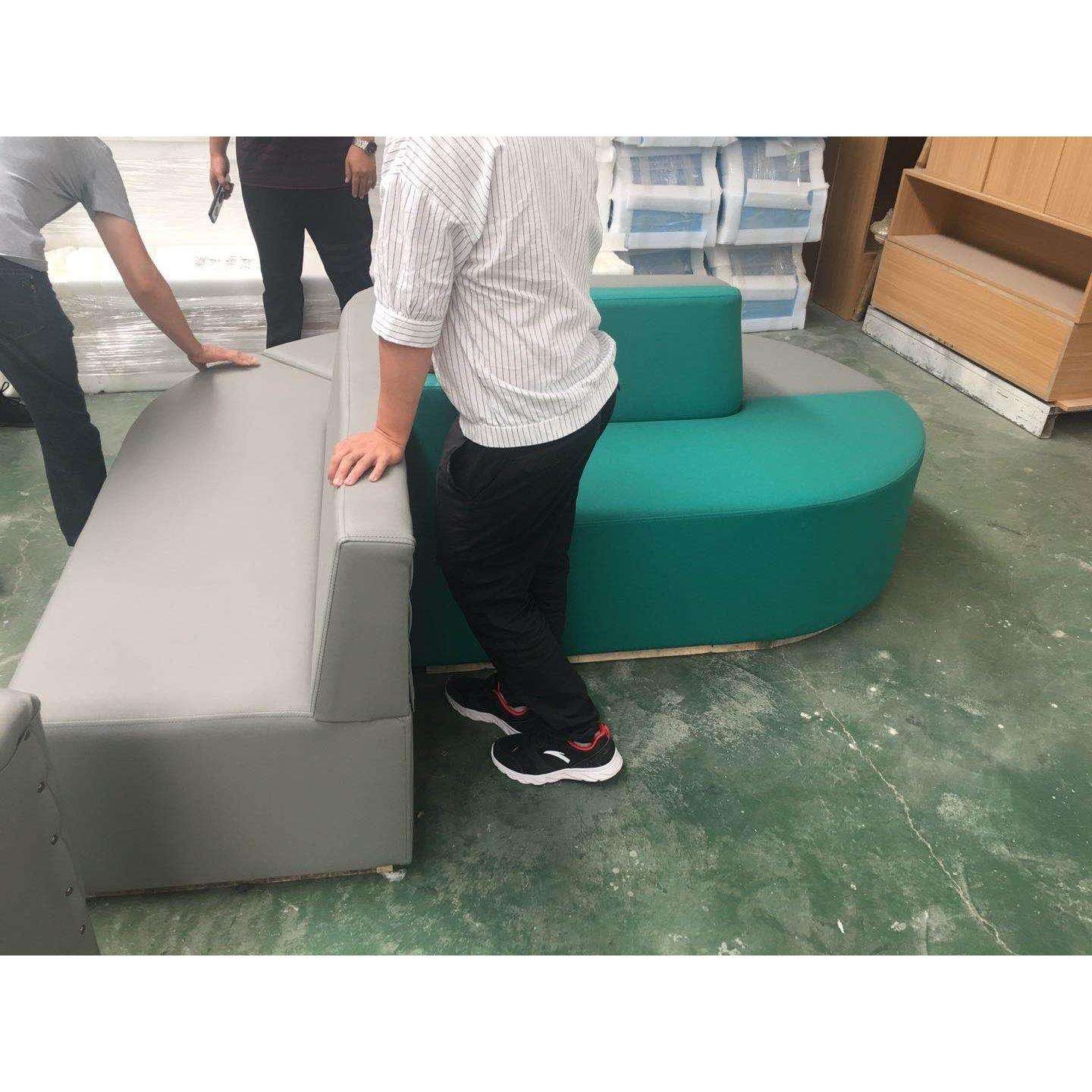 农业银行接待大厅等候区排号区休息区多人组合卡座沙发皮质沙发