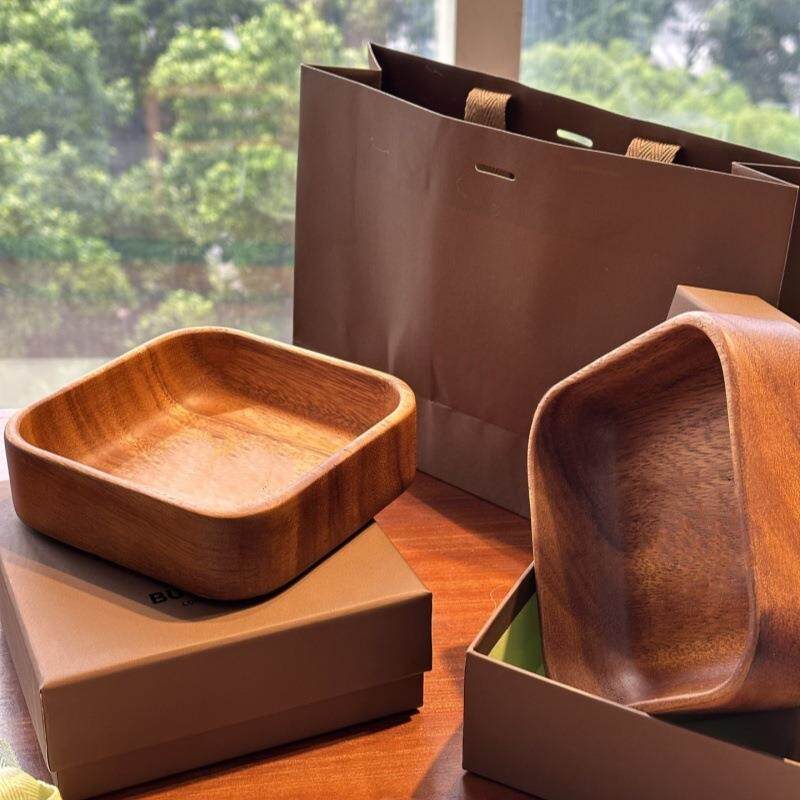 胡桃木果盘实木圆形沙拉碗碟子餐盘家用儿童水果盘子木质托盘