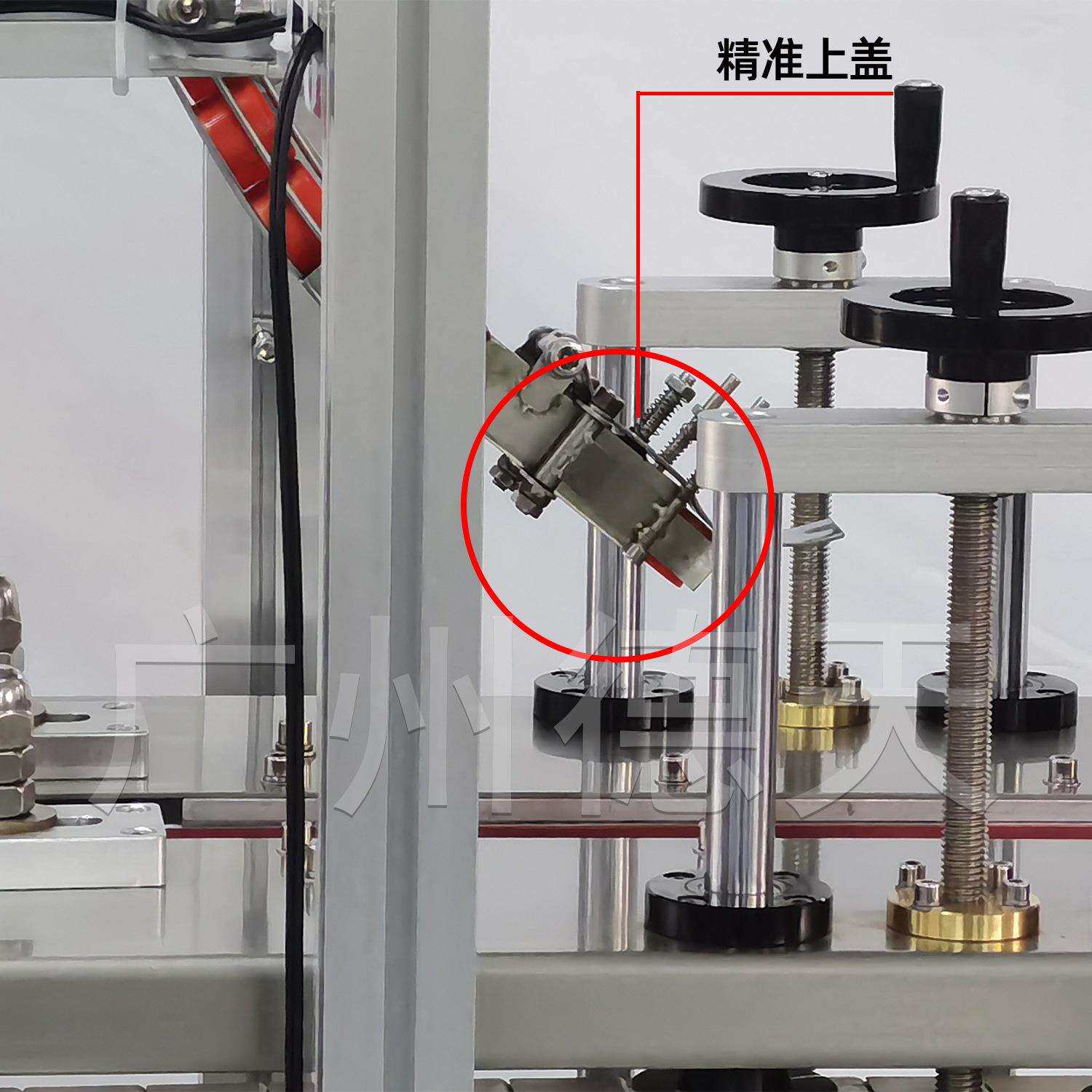 自动上盖旋盖机瓶盖自动上盖锁盖铝箔封口机灌装旋盖机贴标生产线