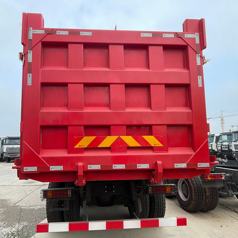 出售陕汽德龙F3000自卸车 前四后八矿用工程车 375马力垃圾运输车