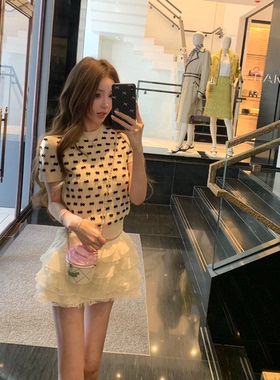 你的懒懒llan【私藏少女Dolly】私服系列 重工蝴蝶结短袖圆领毛衣