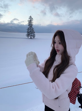 你的懒懒llan【冬日幸福时】软fu云朵针织拼接立领连帽羽绒服女新