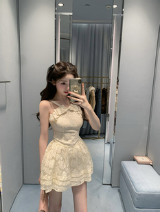 你 风吹玉兰花双色蕾丝蝴蝶结新年战袍连衣裙春夏女 懒懒llan