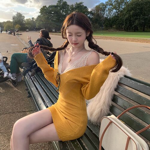 你的懒懒llan【晴日初雪】纯欲辣妹深V领口收腰性感针织裙连衣裙