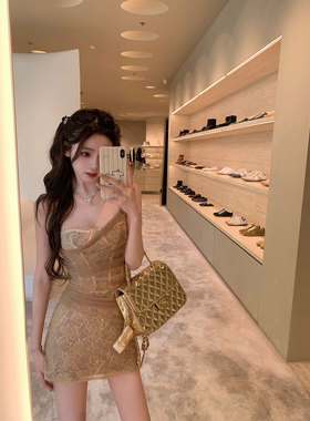 你的懒懒llan【破碎珍珠】3层设计重工两色堆叠褶皱网纱连衣裙女