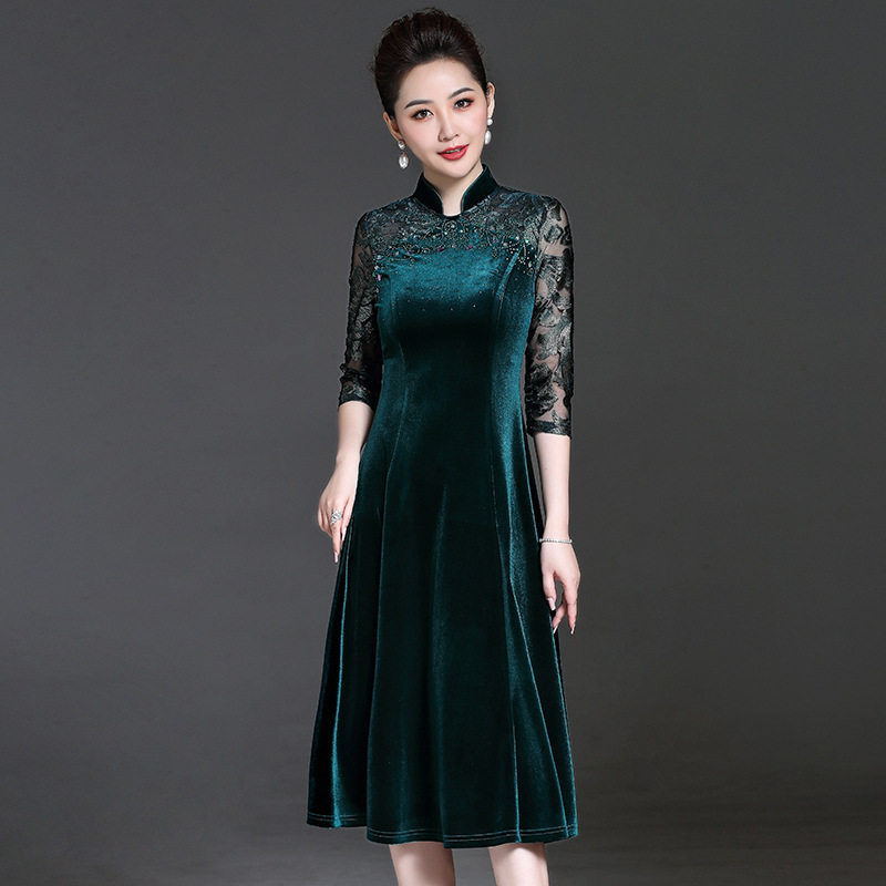 2026新款秋金丝绒连衣裙女婚礼婚宴妈妈装时尚气质镶钻中老年女装
