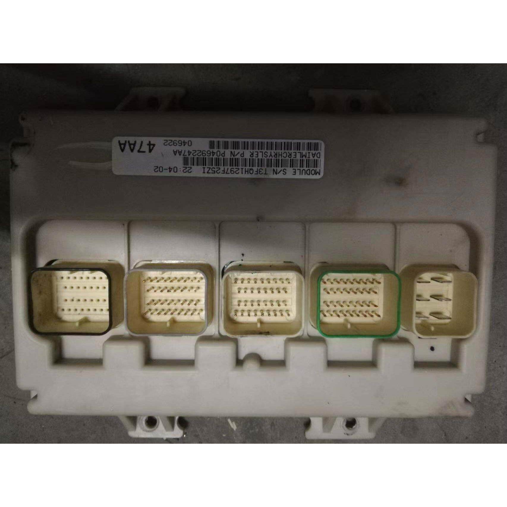 适用于克莱斯勒大捷龙凯领车身舒适电脑板制单元模块P04692247AA