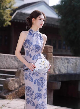2026新款春夏挂脖仿醋酸双层印花中长款旗袍新中式青花瓷蓝旗袍高