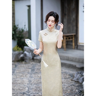 2026新款鹅黄色真丝桑蚕丝高端气质新中式夏季订婚日常款旗袍裙高