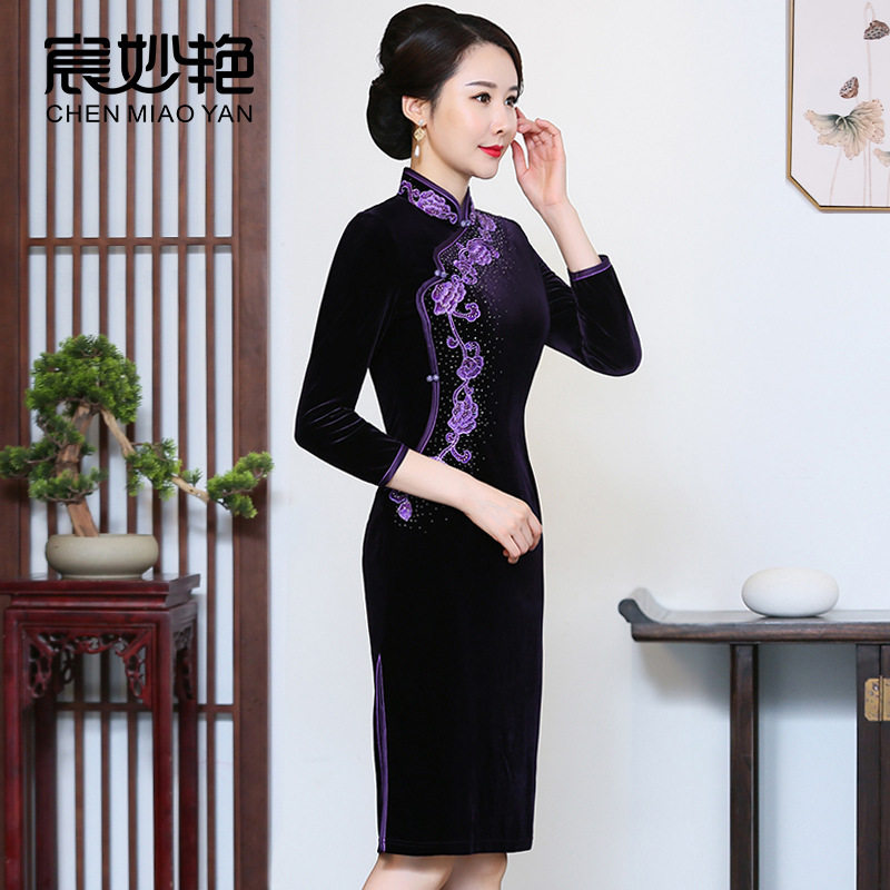 2026新款秋季女装金丝绒旗袍裙国风复古纯色刺绣连衣裙一件代