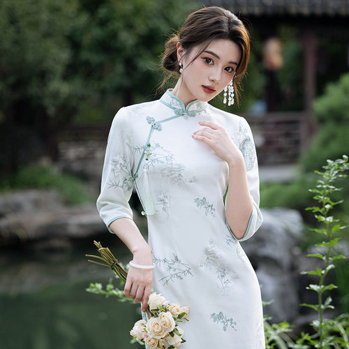 2026新款重工麂皮绒绣花仟金公主春季七分袖长款显瘦气质连衣裙高