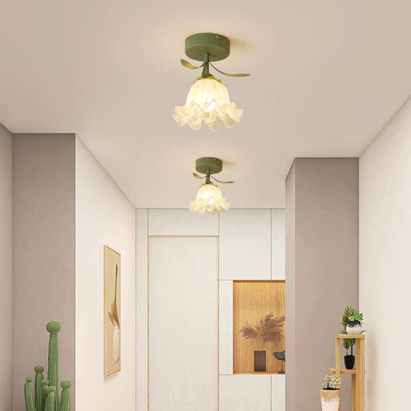 【哇噢】法式奶油铃兰花朵过道灯现代简约创意家用玄关灯吸顶灯具