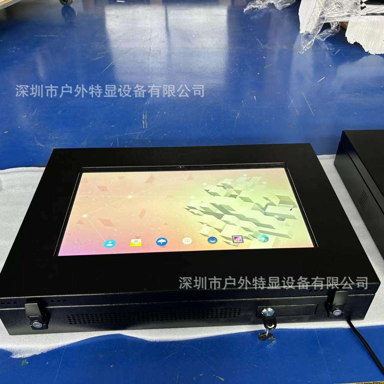 21.5寸1500CD高亮度户外显示屏屏防水液晶显示器智慧公交站广告机