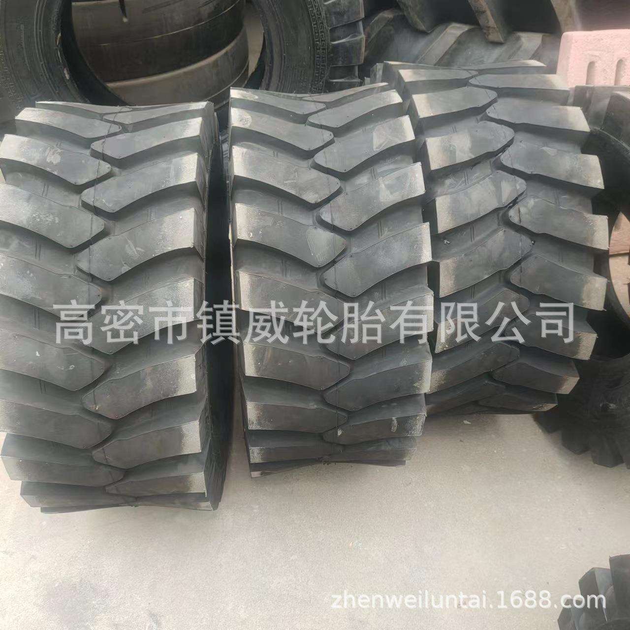 瑞耐得牌矿用工程机械轮胎 20.5/70-16 搅拌机轮胎 人字花纹