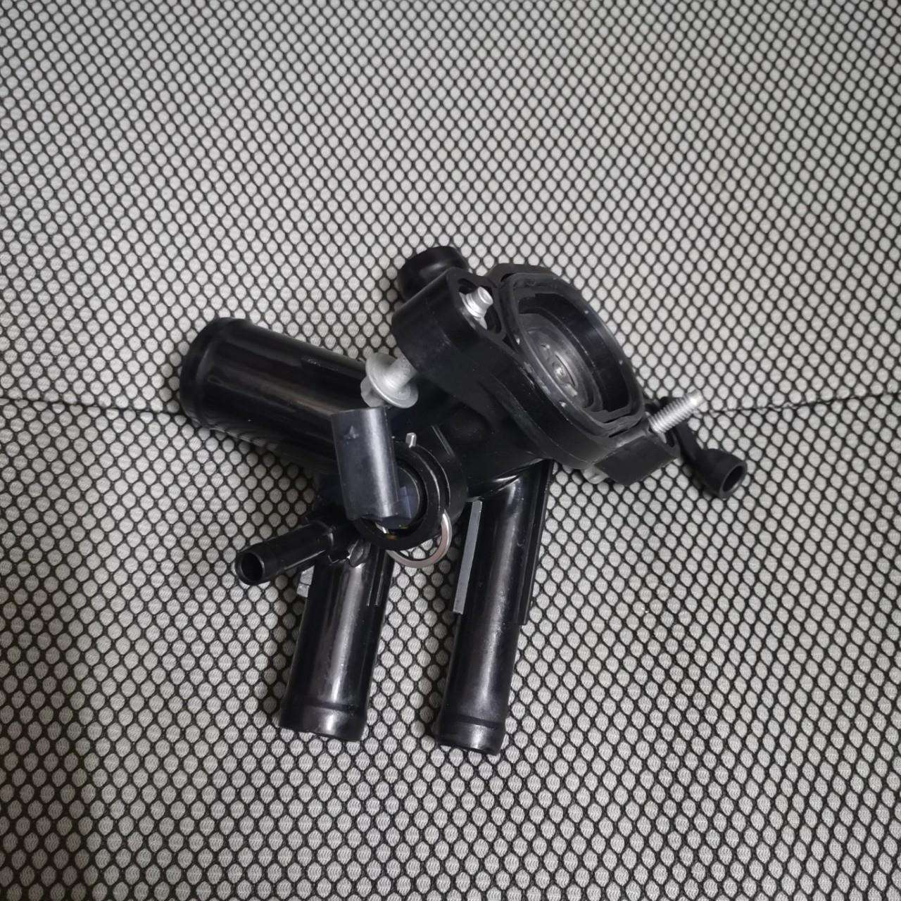汽车发动机调节温器适用别克雪佛兰GMC昂科拉探界者创酷12707589